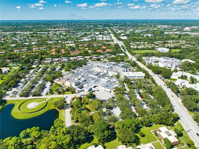 1419 14th Ct, Palm Beach Gardens, FL 33410