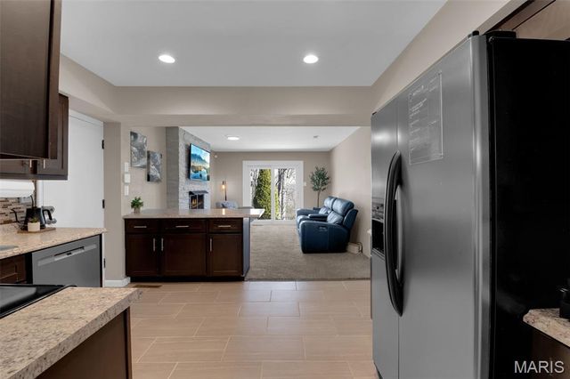 9 Treecrest Court, Fenton, MO 63026