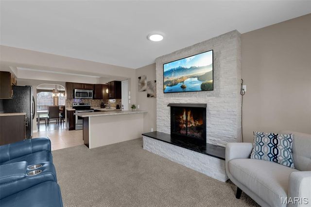 9 Treecrest Court, Fenton, MO 63026