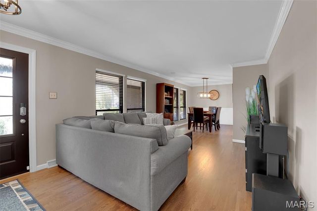 9 Treecrest Court, Fenton, MO 63026