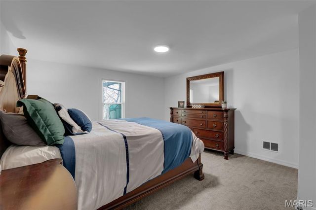 9 Treecrest Court, Fenton, MO 63026