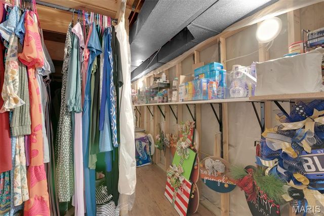 9 Treecrest Court, Fenton, MO 63026