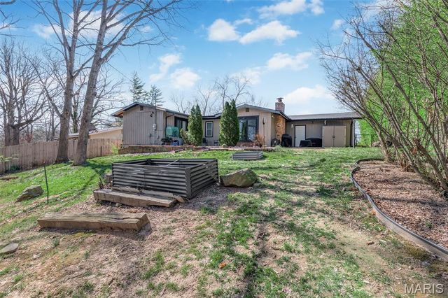 9 Treecrest Court, Fenton, MO 63026