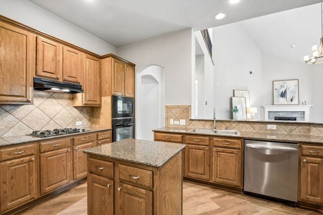 3704 Beckworth Drive, Flower Mound, TX 75022