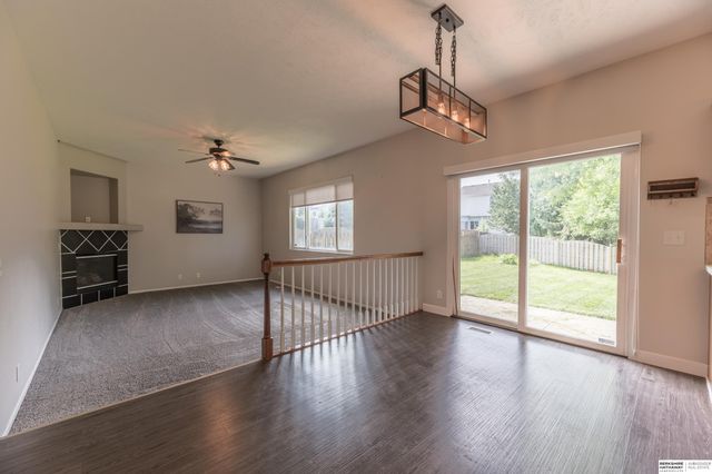 15075 Fowler Avenue, Omaha, NE 68116