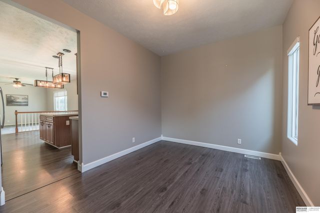 15075 Fowler Avenue, Omaha, NE 68116