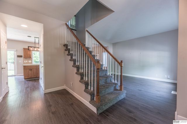 15075 Fowler Avenue, Omaha, NE 68116