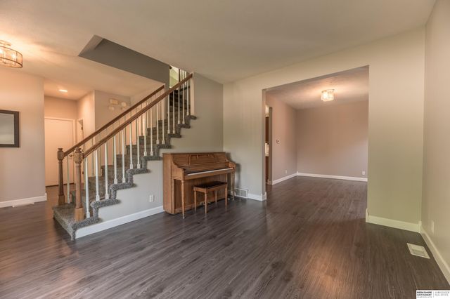 15075 Fowler Avenue, Omaha, NE 68116