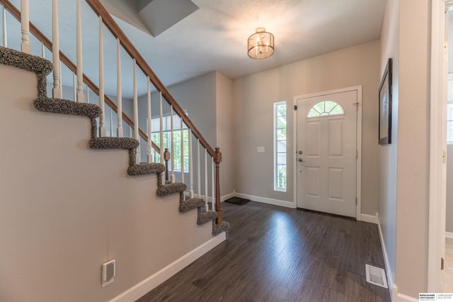 15075 Fowler Avenue, Omaha, NE 68116