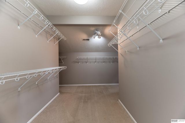 15075 Fowler Avenue, Omaha, NE 68116