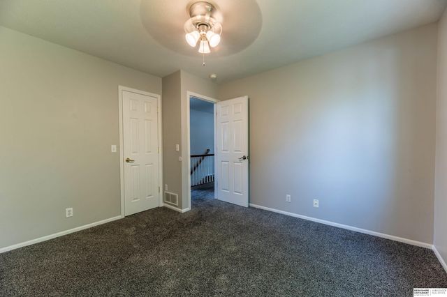 15075 Fowler Avenue, Omaha, NE 68116