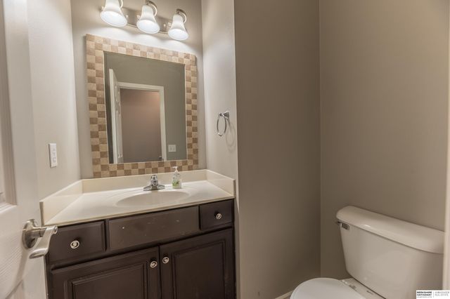 15075 Fowler Avenue, Omaha, NE 68116