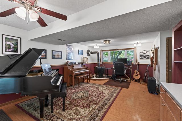 5970 Pheasant Drive, Shoreview, MN 55126