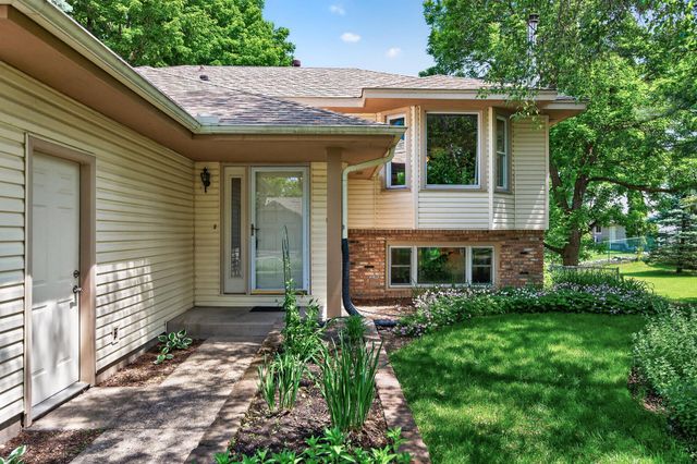 5970 Pheasant Drive, Shoreview, MN 55126