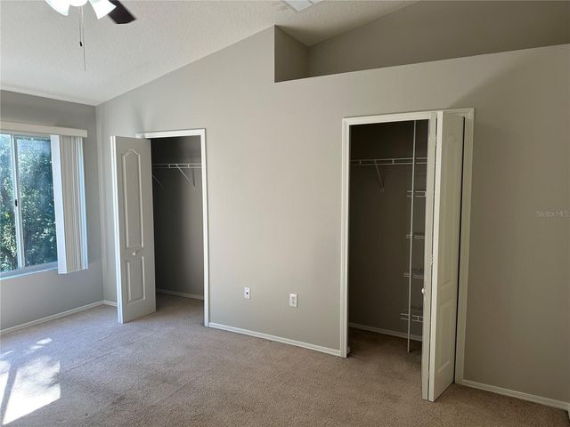 1239 KENNEWICK COURT, Wesley Chapel, FL 33543