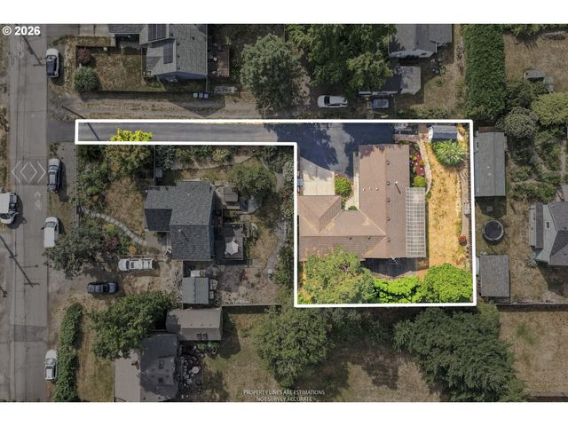 5327 Ne SIMPSON St, Portland, OR 97218