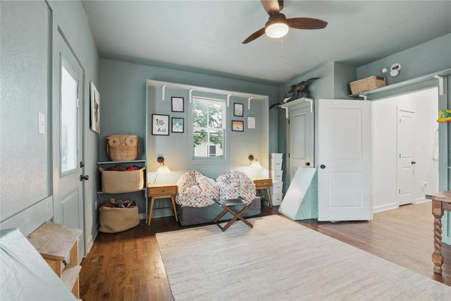 2108 Washington Avenue, Fort Worth, TX 76110