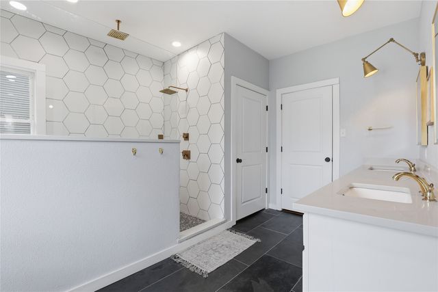 2108 Washington Avenue, Fort Worth, TX 76110