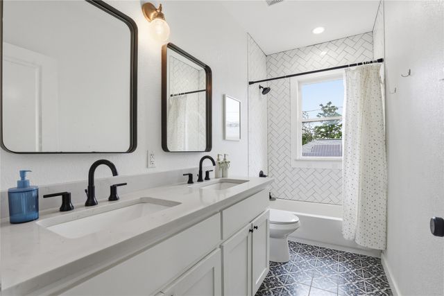 2108 Washington Avenue, Fort Worth, TX 76110