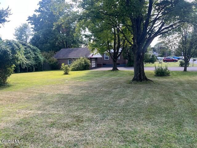 100 Lansing Road South, Colonie, NY 12304