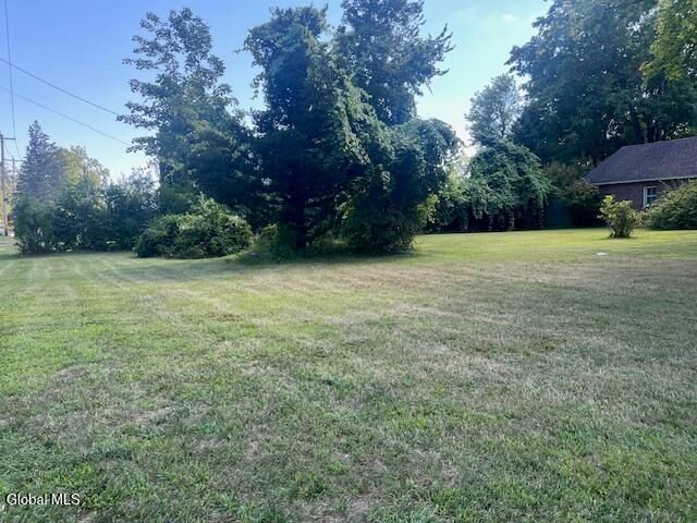 100 Lansing Road South, Colonie, NY 12304