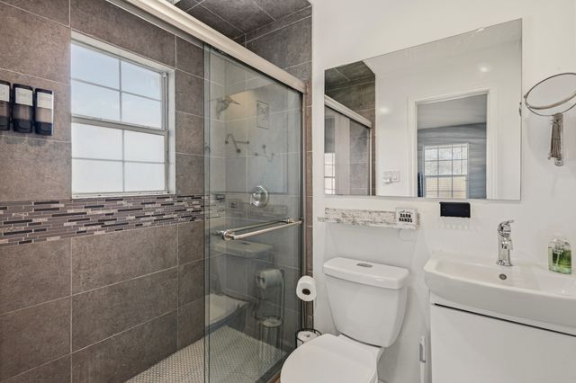 1012 Hilltop Drive, Irving, TX 75060