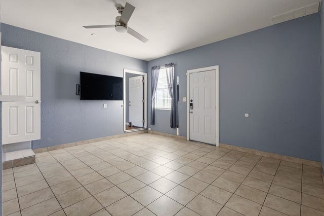 1012 Hilltop Drive, Irving, TX 75060