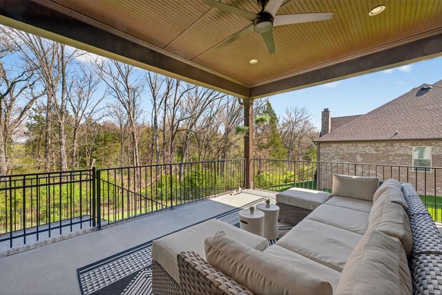 1034 Brighton Ln, Gallatin, TN 37066