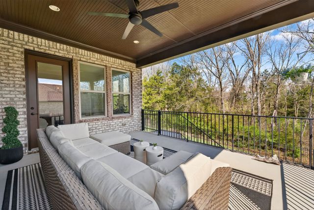 1034 Brighton Ln, Gallatin, TN 37066