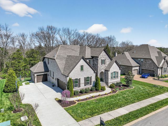 1034 Brighton Ln, Gallatin, TN 37066