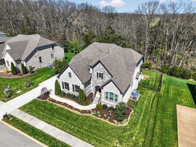 1034 Brighton Ln, Gallatin, TN 37066