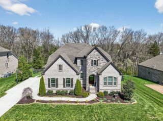 1034 Brighton Ln, Gallatin, TN 37066