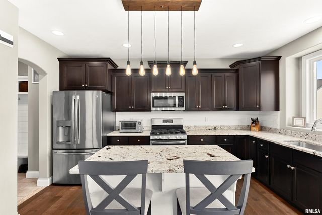 11316 N CHESAPEAKE Lane, Dunlap, IL 61525