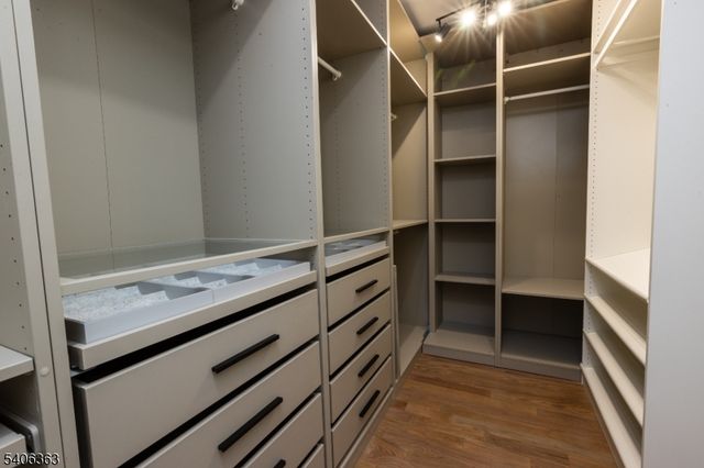 13 Sycamore Way, Warren Twp., NJ 07059