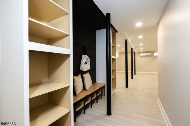 13 Sycamore Way, Warren Twp., NJ 07059