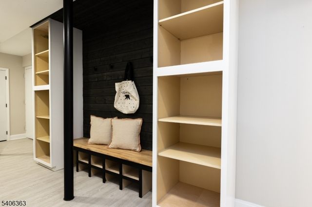 13 Sycamore Way, Warren Twp., NJ 07059