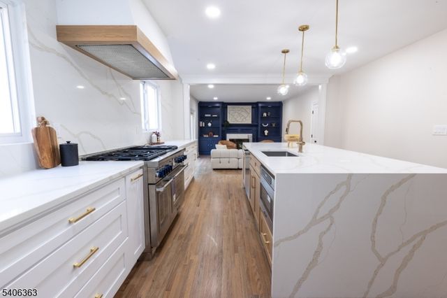 13 Sycamore Way, Warren Twp., NJ 07059