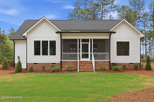 160 Midland Trail, Pinehurst, NC 28374