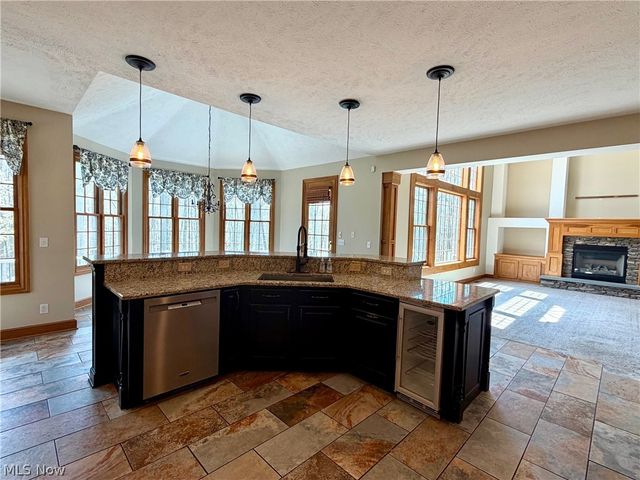11625 Regent Park Drive, Chardon, OH 44024