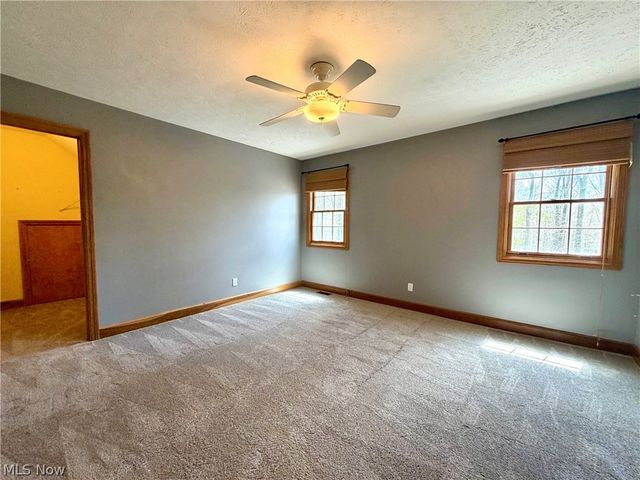 11625 Regent Park Drive, Chardon, OH 44024