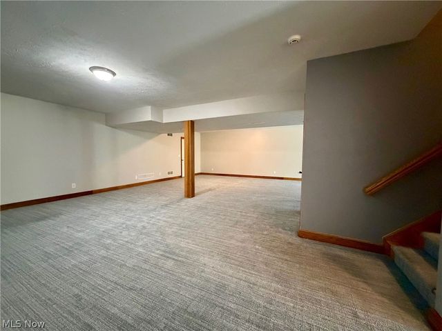 11625 Regent Park Drive, Chardon, OH 44024