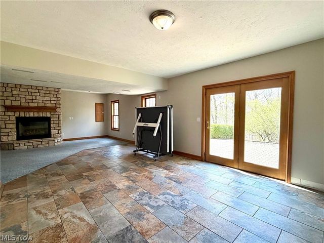 11625 Regent Park Drive, Chardon, OH 44024
