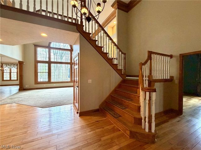 11625 Regent Park Drive, Chardon, OH 44024