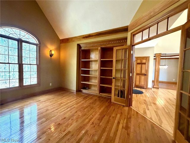 11625 Regent Park Drive, Chardon, OH 44024