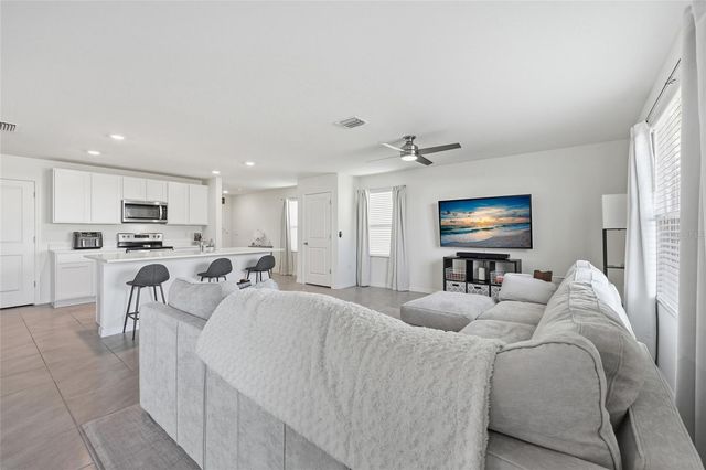 24706 NW 11TH PLACE, Newberry, FL 32669