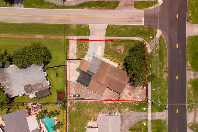 5763 Purdy Lane, West Palm Beach, FL 33415