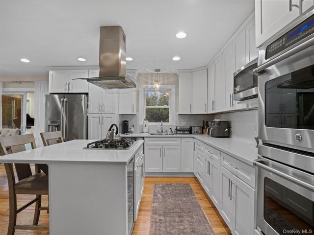 38 Kathwood Road, White Plains, NY 10607