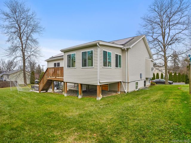 38 Kathwood Road, White Plains, NY 10607