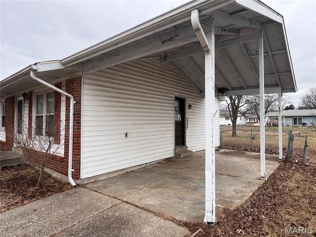 319 Richmond Drive, Warrenton, MO 63383