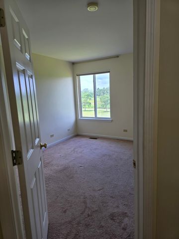 2135 Feldott Lane, Naperville, IL 60540